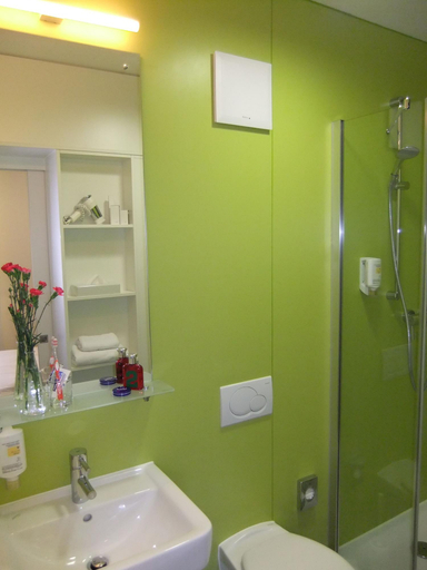 Bathroom 5, mk | hotel berlin, Berlin