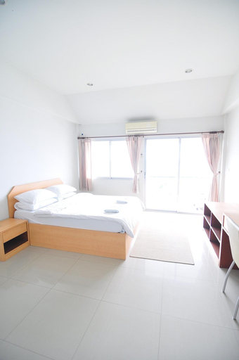Bedroom 17