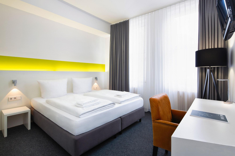 Bedroom 4, mk | hotel berlin, Berlin