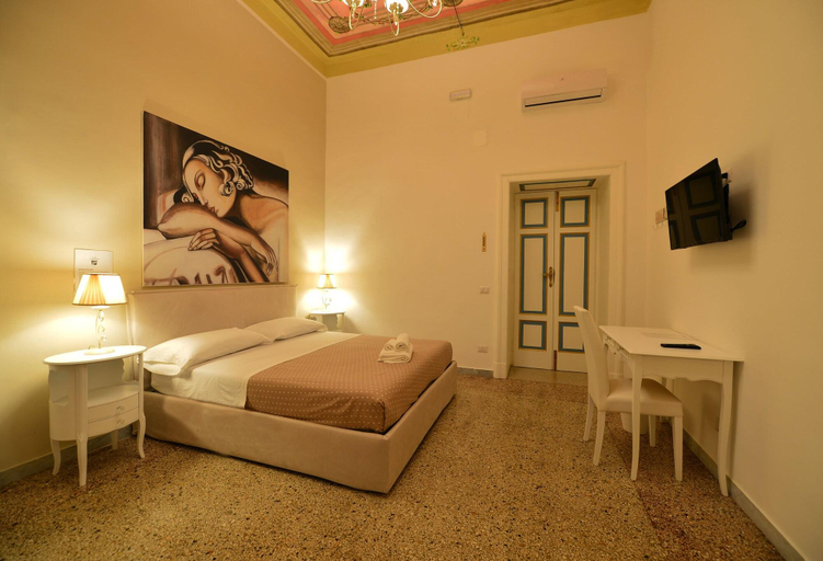 Bedroom 2, Conte di cavour, Foggia