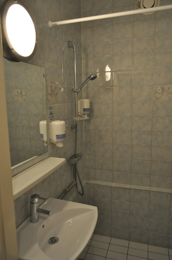 Bathroom 4, Hotel Lysekil, Lysekil