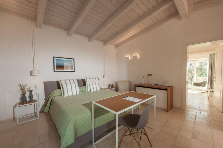 Bedroom 3, Mazzarelli Creative Resort, Bari