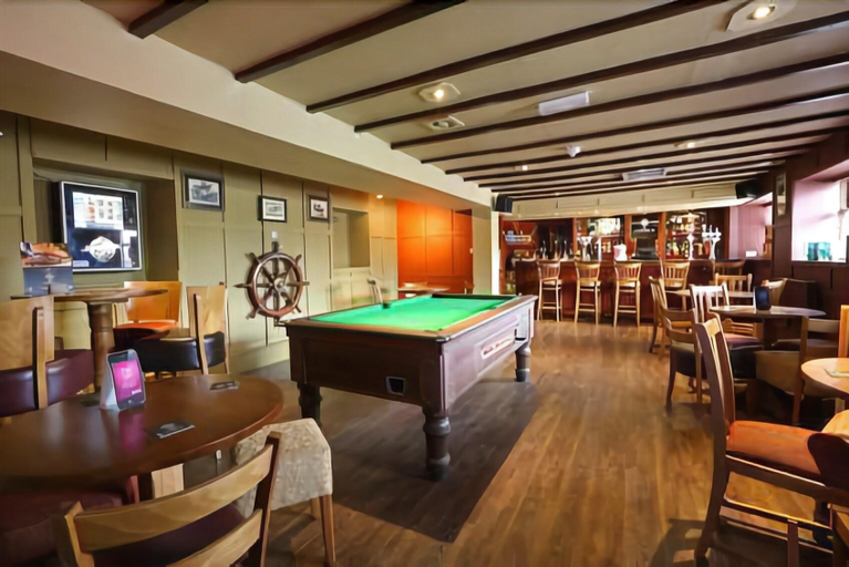 Food & Drinks 5, Newburgh Inn, Aberdeenshire