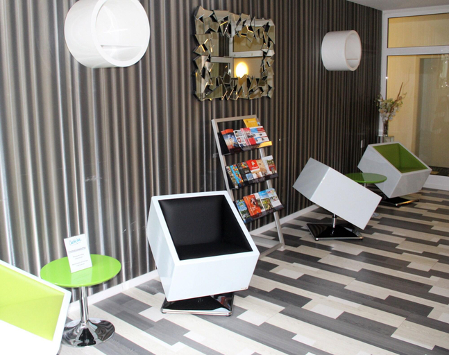 Public Area 3, Check Inn Hotel, Saalekreis