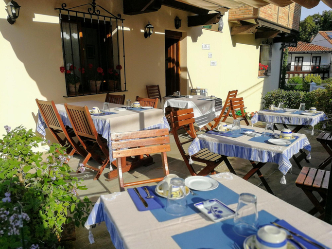 Public Area, Pasaje San Jorge, Cantabria