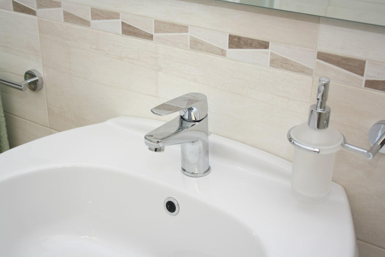 Bathroom 5, STELLA MARINA B&B, Lecce