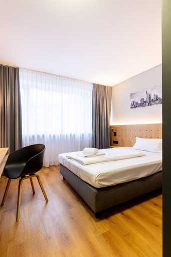 Bedroom 4, mk | hotel berlin, Berlin