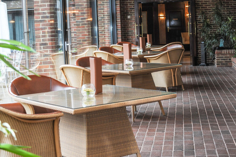 Public Area 4, Fredrick's Hotel Restaurant & Spa, Windsor and Maidenhead
