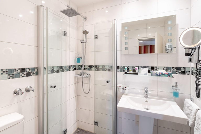 Bathroom 4, Hotel Stadt Heidelberg, Darmstadt