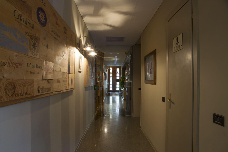 Public Area 2, Hotel Europa, Mantua