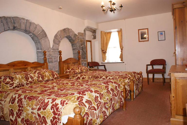 Bedroom 3, Beggars Reach Hotel, Pembrokeshire