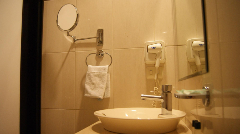 Bathroom 3, Hotel San Francisco, Dist. Tehuantepec