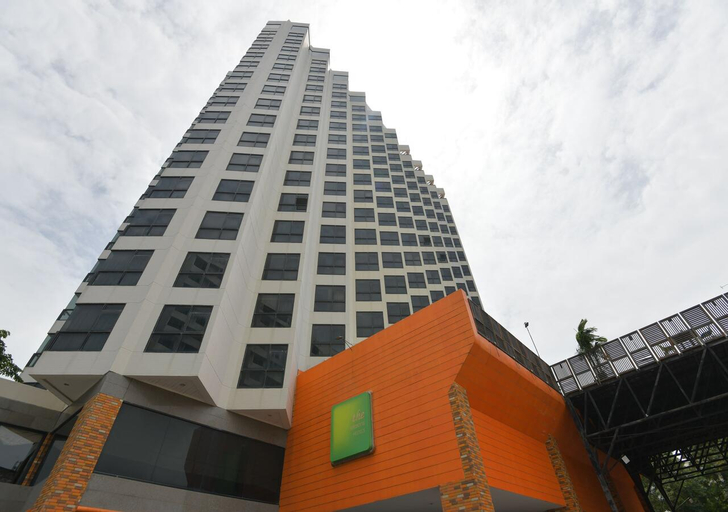The Seasons Pattaya, Pattaya