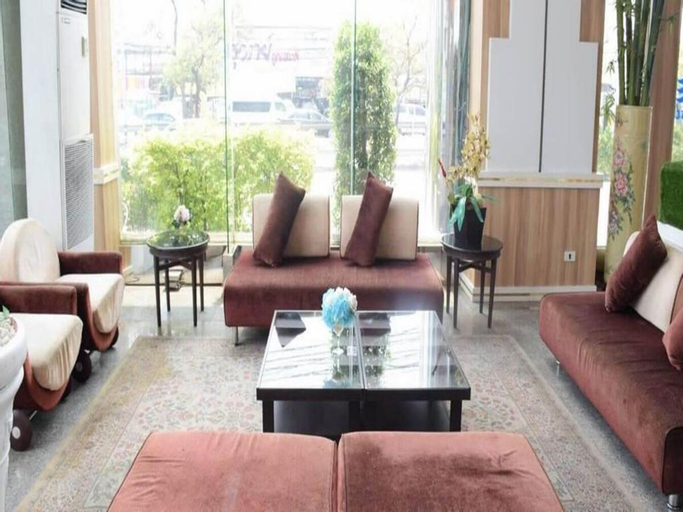 Public Area 13