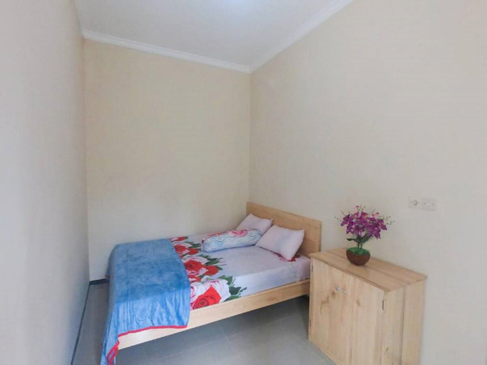 Bedroom 2, Villa Griya Santi B20, Malang