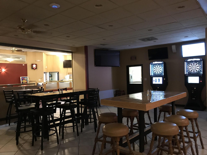Food & Drinks 5, Crookston Inn And Convention Center, Polk