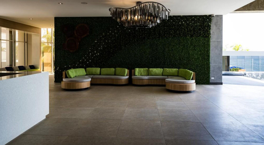 Public Area 3, Acantilados, Tamanique