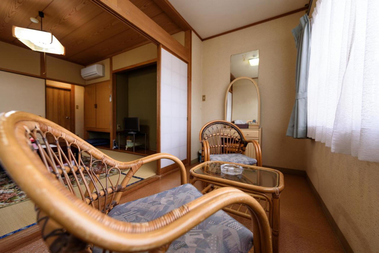 Bedroom 3, Yufuin Onsen Ryokan Jinnouchi, Yufu