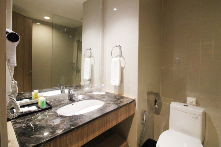 Bathroom 4