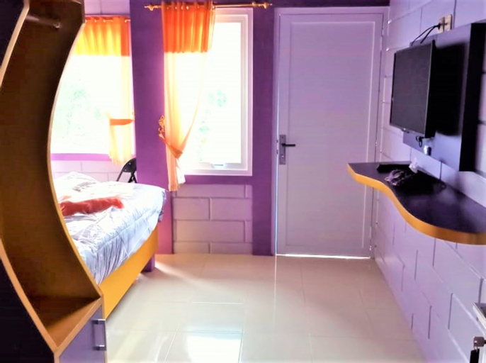 Bedroom 4, Ungu Hotel Garut, Garut