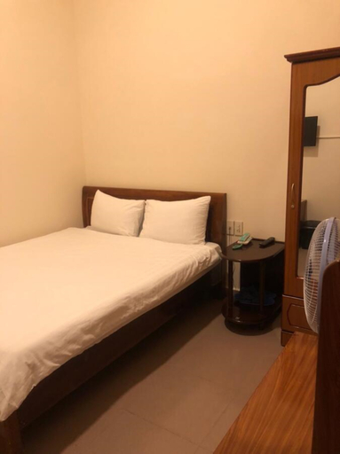 Quang Chien Hotel, Kinh Môn