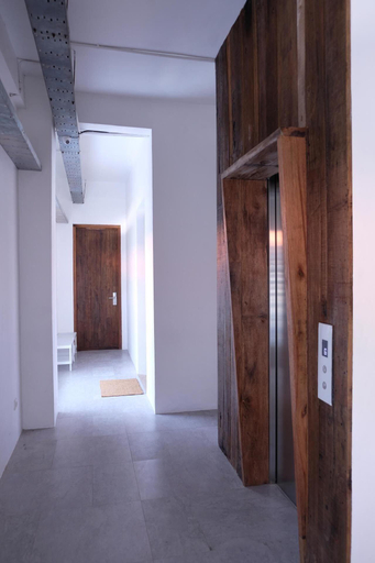 Public Area 3, M Boutique Hostel Legian, Badung