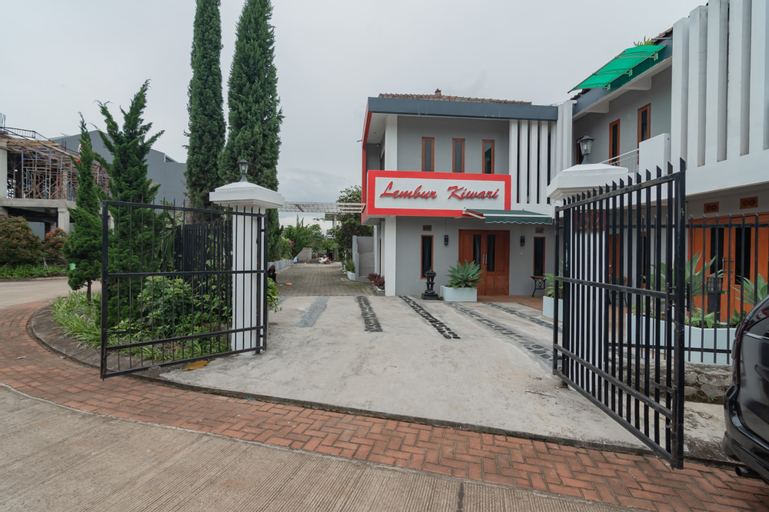Exterior & Views 2, Lembur Kiwari Setra Duta RedPartner, Bandung