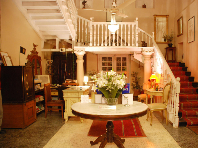 Public Area, WelcomHeritage Judge's Court, Kangra