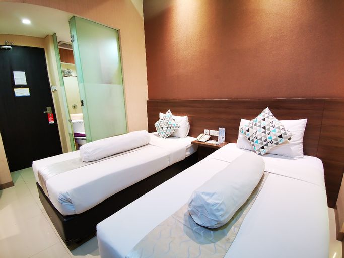 Bedroom 6