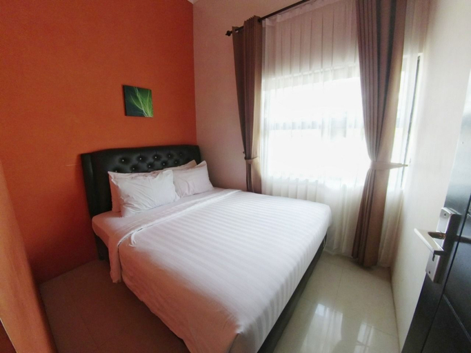 Bedroom 5, The Batu Villas No 10 near Museum Angkut, Malang