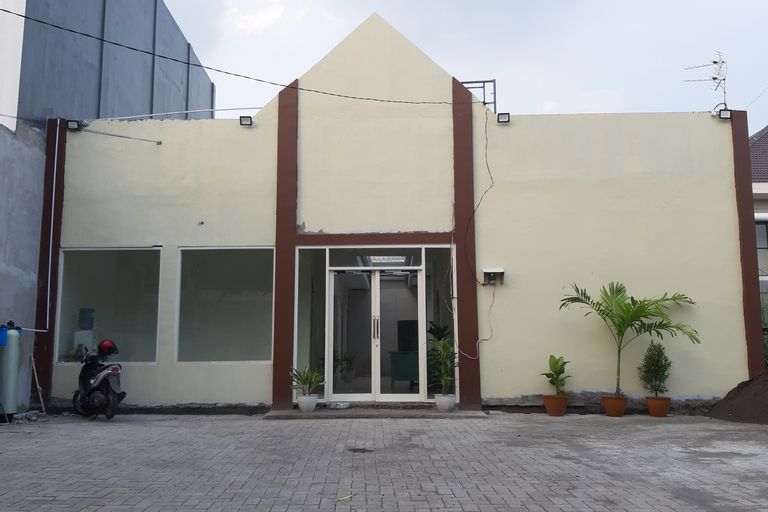 OYO 90299 Corner Guest House, Sidoarjo