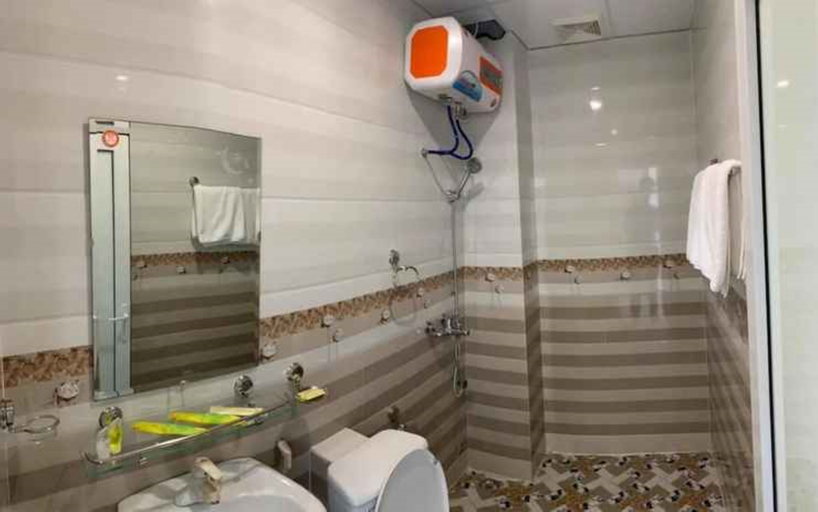 Bathroom 3, Tuan Anh 2 Hotel, Đồng Hới