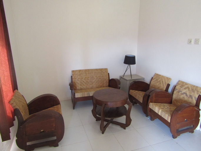 Public Area 10