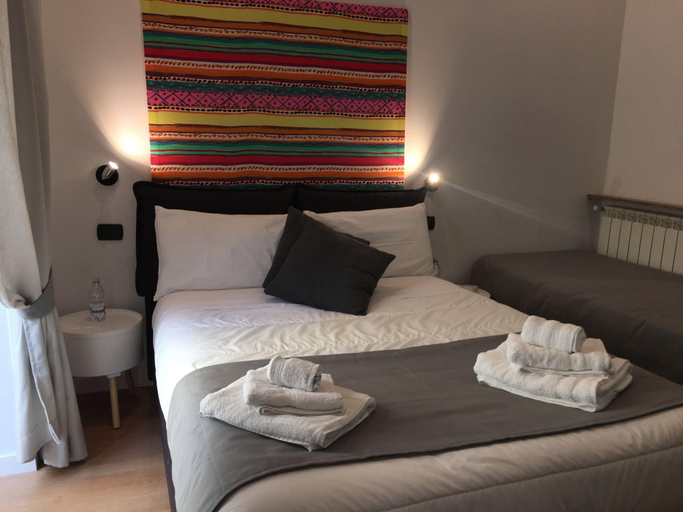 Bedroom 3, Grande Archivio Napoli 22, Napoli