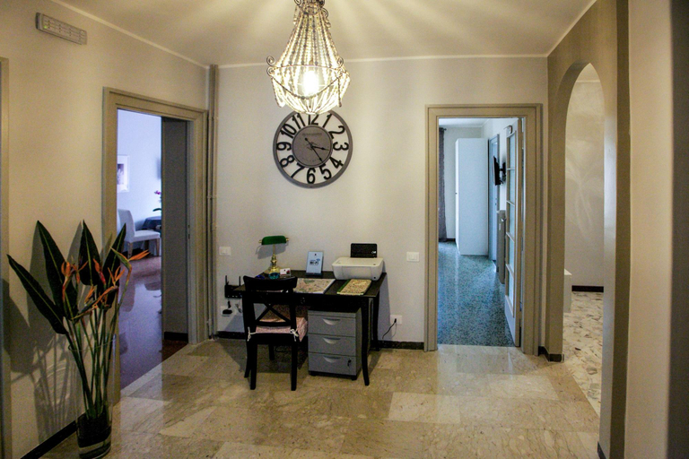 Others 5, La Casa In Prati, Roma