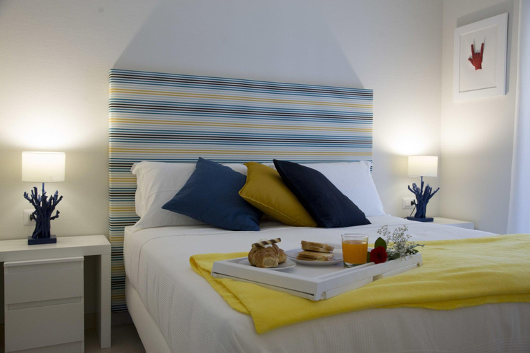 Bedroom 2, Sorrento ResArt Suite, Napoli
