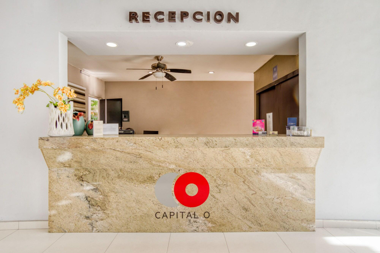 Public Area 3, Hotel Maioris, Tlaquepaque
