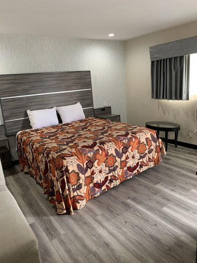 Bedroom 3, Keystone Motel, Los Angeles