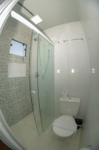 Bathroom 4, Pousada Costa Container, Penha