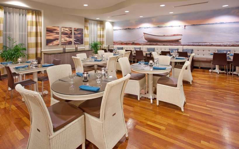 Food & Drinks 5, Hampton Inn Sarasota-I-75 Bee Ridge, Sarasota
