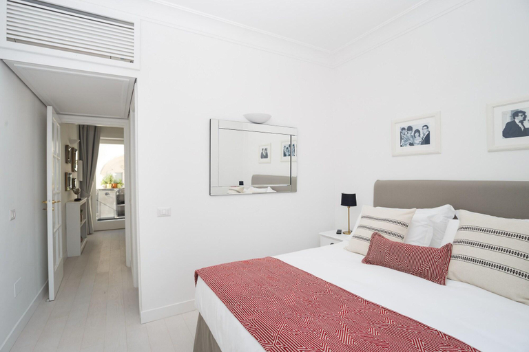 Bedroom 4, Casa di Capri, Napoli
