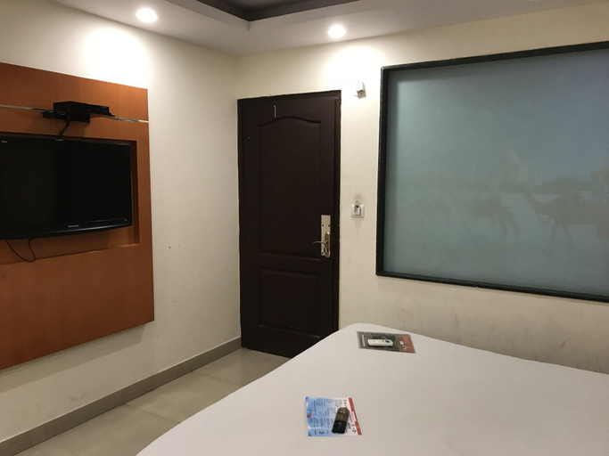 Public Area 3, Hotel R Continental, Delhi