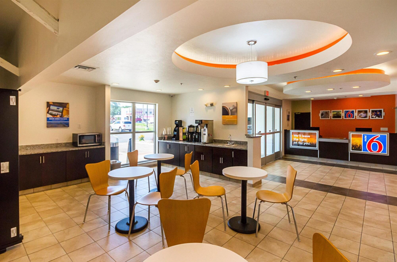 Public Area 3, Days Inn by Wyndham South Bend / Notre Dame, Saint Joseph