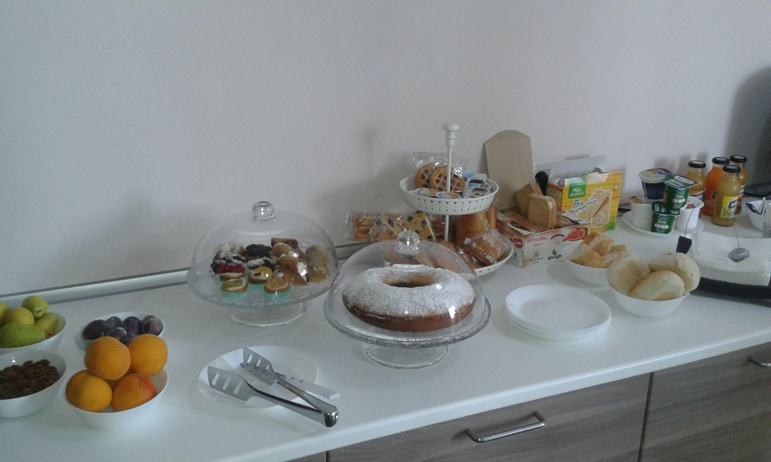 Food & Drinks 5, Maison Blanche, Catania