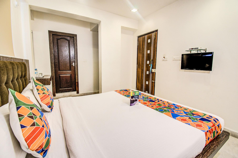 Bedroom 1, FabHotel Capital Residency Brigade Rd, Bangalore