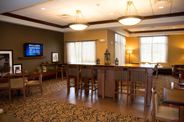 Public Area 2, Hampton Inn by Hilton Springfield, Robertson