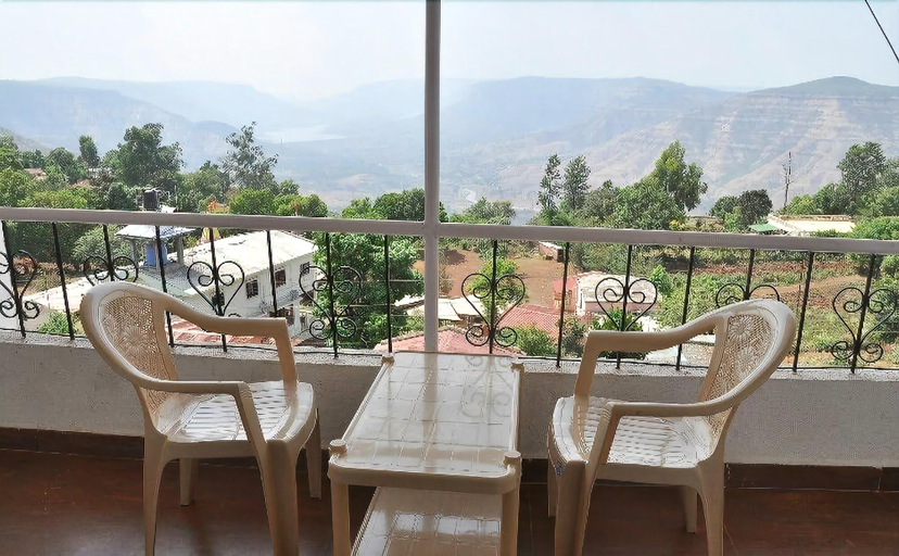 Bedroom 3, Valley View Residency Mahabaleshwar, Satara