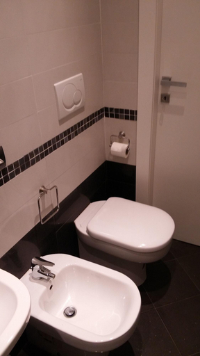 Bathroom 4, B&B Trieste Plus, Trieste