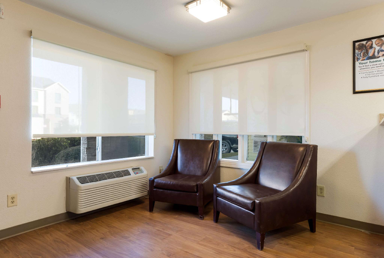 Public Area, Birch Hill Suites Sulphur, Calcasieu