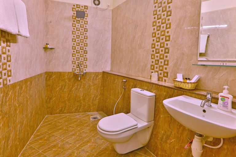 Bathroom 5, Downtown Business Hotel, Kancheepuram